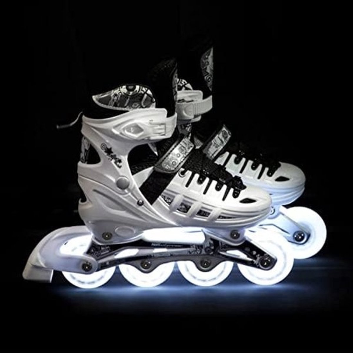 4-in-1-schaatsen Set - Inlineskates, Triskates, Rolschaatsen en IJsschaatsen - Verstelbare Maat 39-42 met LED Wieltjes (6156211597595)